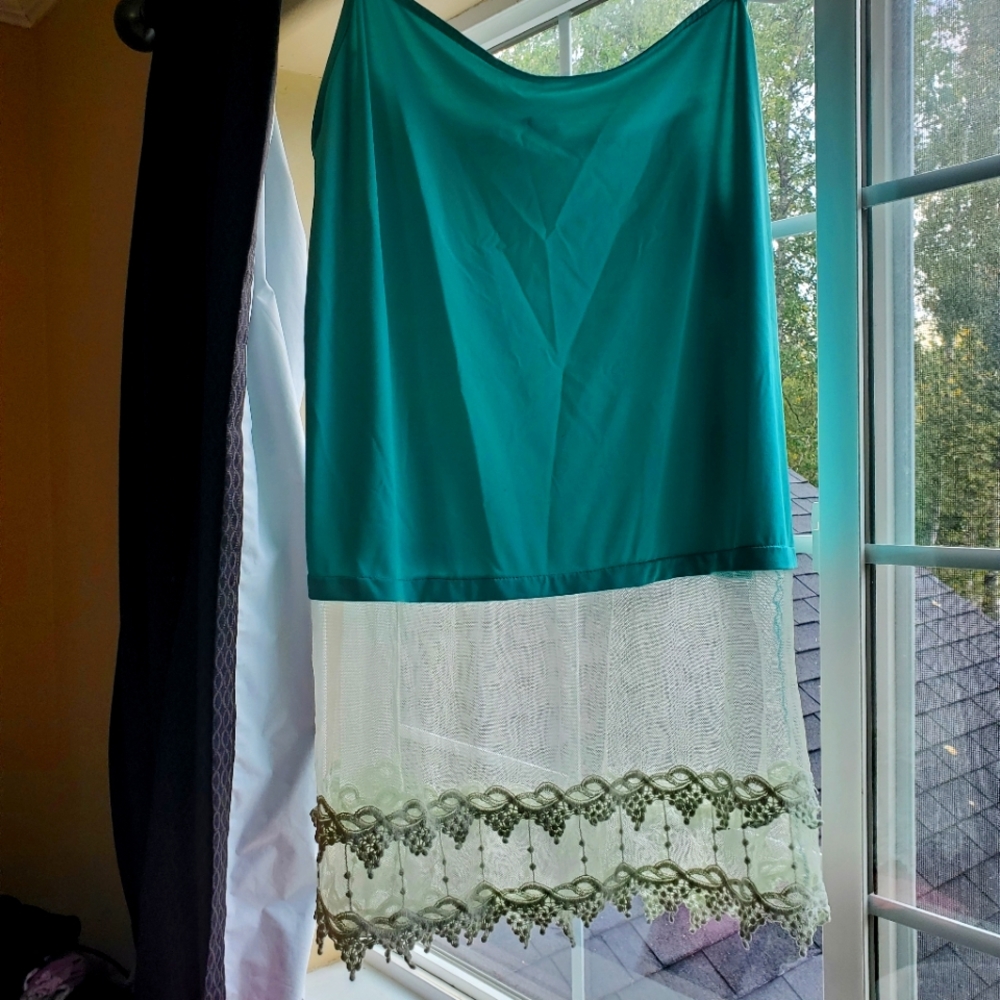 Alaska chick's tank top